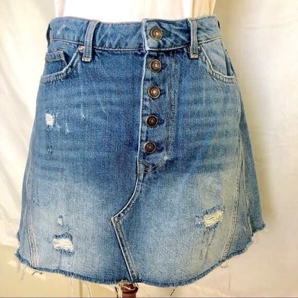 WE THE FREE - FREE PEOPLE DISTRESSED DENIM SKIRT - Picture 3 of 10